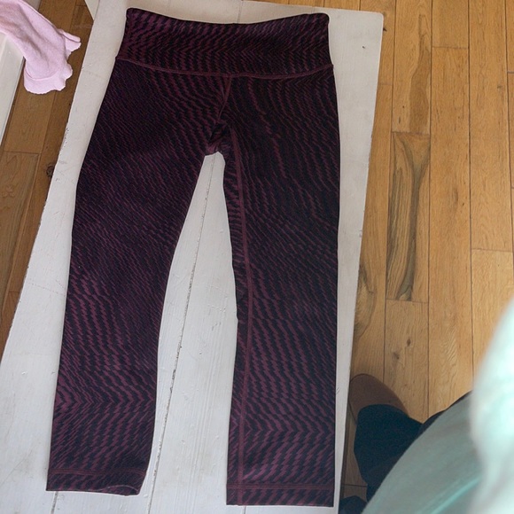 lululemon athletica Pants - Lululemon Capri leggings